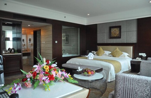 Long Hua Hotel | Conifer Garden Hotel