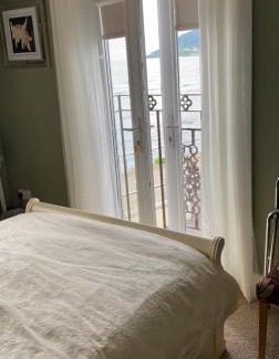 Newcastle Bed & Breakfast | Conlyn house