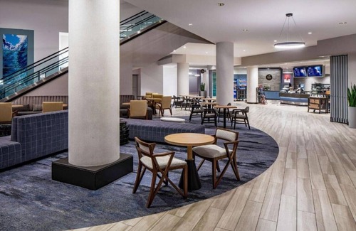 Santa Clara House | Connected to the Santa Clara Convention and steps away from Levi’s Stadium