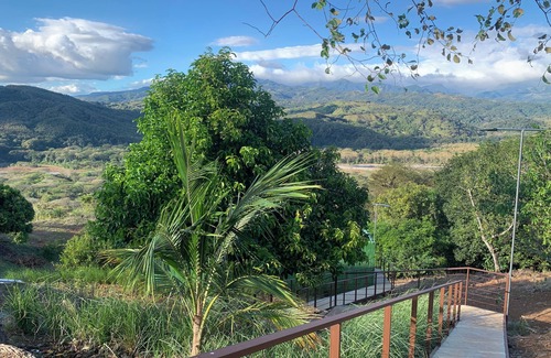 Esparza House | Connecting with nature