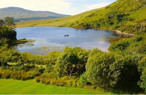 Delphi Cabin | Connemara 2-Bedroom Cottage I