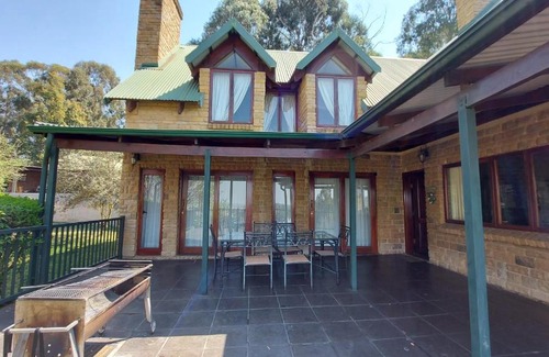 Dullstroom Villa | Connemara Close - Director's Unit