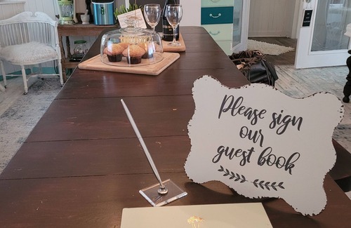 Panacea Cottage | Connie's Cottage- "The Hemingway" - Vintage Chic