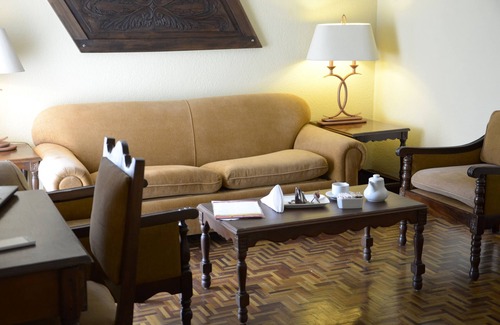 Zona 4 Hotel | Conquistador Hotel and Conference Center