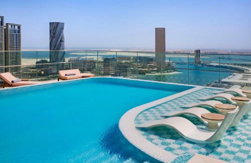 Manama Hotel | Conrad Bahrain Financial Harbour