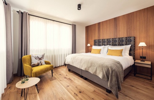 Silvaplana Hotel | Conrad's Mountain Lodge