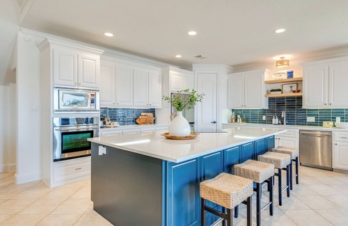 Willis House | Conroe Lake House: Luxe Pool, Private Dock & Games