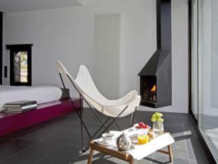 Monroyo Hotel | Consolación