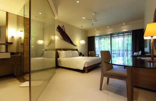 Port Glaud Resort | Constance Ephelia