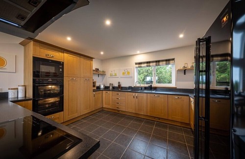 Isle of North Uist Cottage | CONSTANT & TRUE (SEASMHACH AGUS DILEAS) in Claddach Vallay/Sollas, North Uist