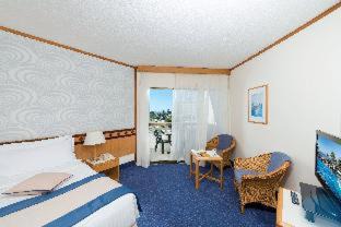 Paphos Hotel | Constantinou Bros Athena Beach Hotel