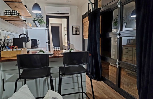 Elysian Fields House | Contain your life in a luxury Shipping Container