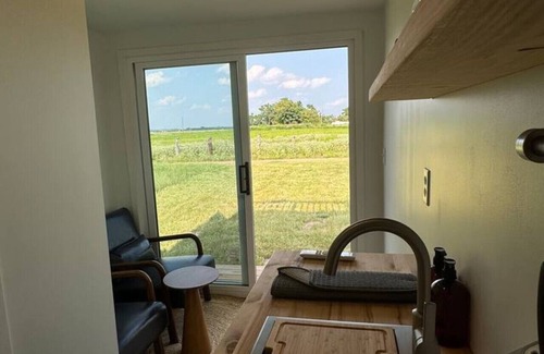 Smithville House | Container Cabin on the Colorado