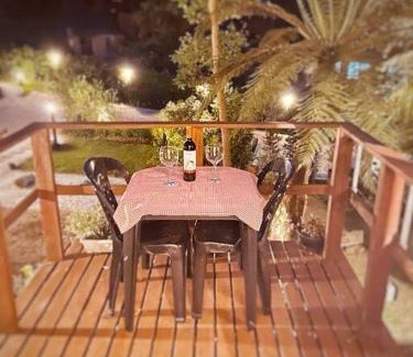 Augusta Apartment | Container com Deck e Vista I Climatizado e Aconchegante em Curitiba na Natureza