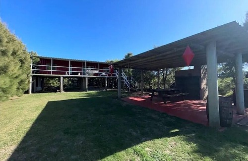 Maldonado House | Container house for family vacations, large place for children to play.