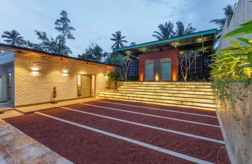Gampaha Hotel | Container Villa Luxury Collection