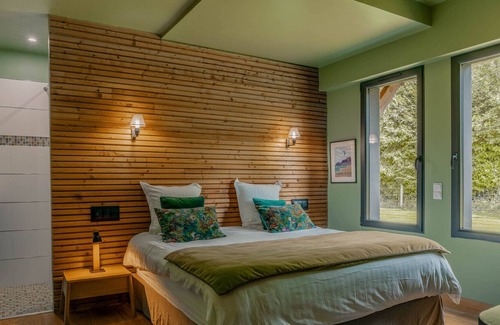 Gonneville-sur-Honfleur House | CONTEMPORARY HOUSE 6 BEDROOMS 5 BATHROOMS, SWIMMING SPA, JACUZZI, SAUNA,