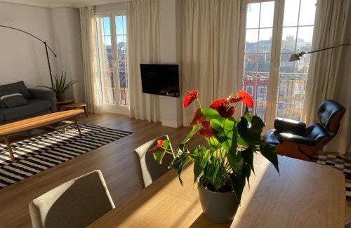 Burgos Apartment | Contemplando la Catedral by Exclusive Burgos Apartments