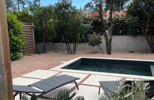 San-Gavino-di-Carbini House | Contemporary villa for 2 people, private pool, enclosed grounds