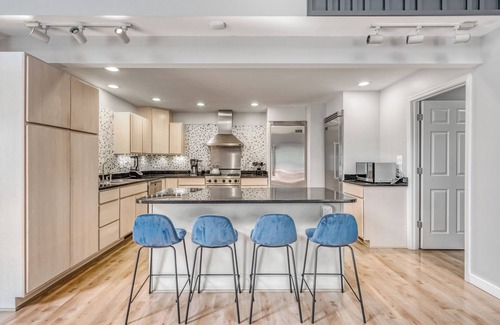Haymarket House | Contemporary Architectural Gem : Modern Retreat