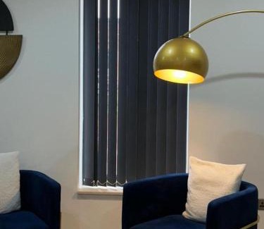 Birmingham City Centre Apartment | Contemporary 2BR in Birmingham City Center