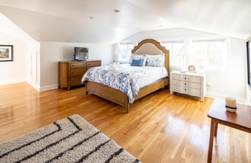 North Chesterfield Apartment | Contemporary 3-Bedroom Home with Balcony in RVA