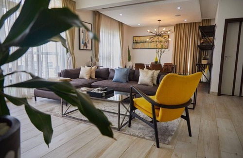 Lekki Phase 1 Apartment | Contemporary 3 bedroom located in the heart of lekki is closer to a beach,