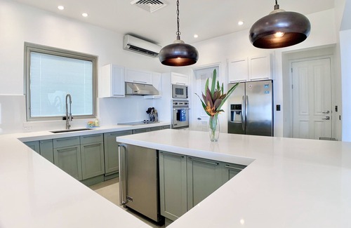 Playa Hermosa Condo | Contemporary Beach Front Gem - Private Infinity Pool!