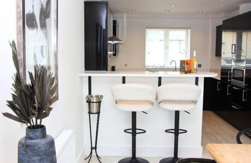 Treyarnon House | Contemporary beachside apartment