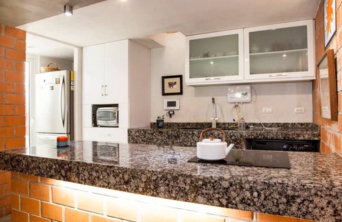 Jardines de Ahuatepec House | Contemporary beautiful home in Lush area