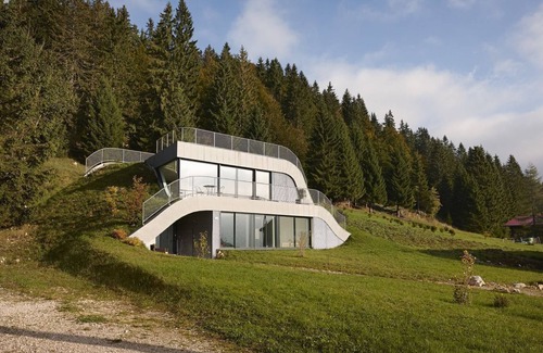 Bois-d'Amont House | Contemporary chalet at the foot of the Risoux forest
