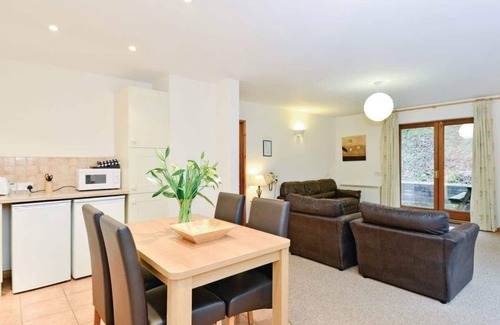 Cornwall Ski Chalet | Contemporary cottage style two storey lodge.