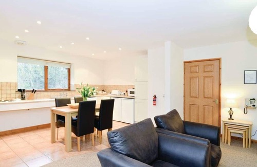 Cornwall Ski Chalet | Contemporary cottage style two storey lodge.