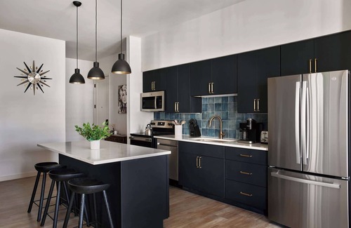 Edgehill Condo | Contemporary Condo on Music Row