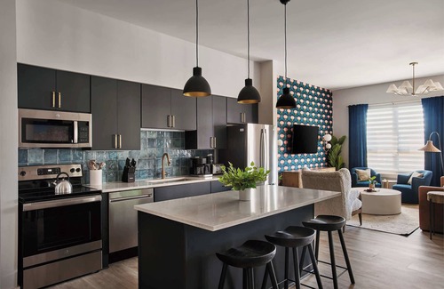 Edgehill Condo | Contemporary Condo on Music Row