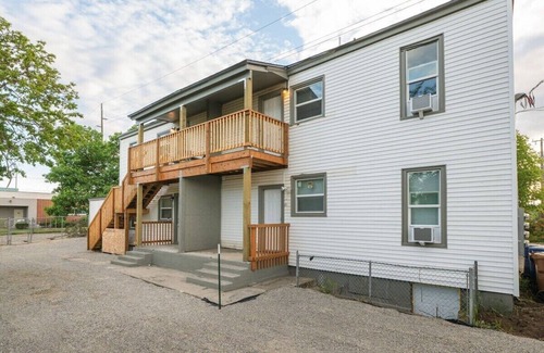 West Central Condo | Contemporary Condo Steps to Downtown Spokane