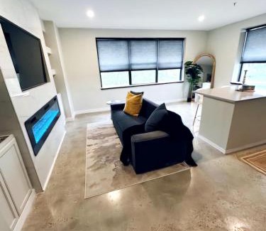 Downtown Jacksonville Apartment | Contemporary Downtown Condo