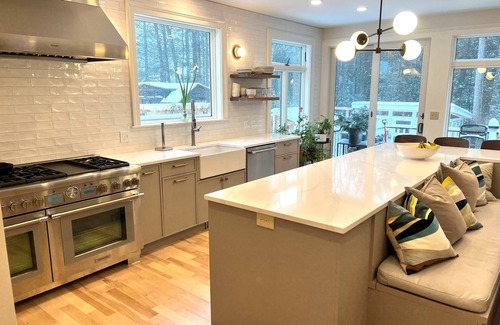 Falmouth Foreside House | Contemporary Family Friendly Home Near Beach Meets Every Need