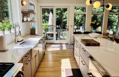 Falmouth Foreside House | Contemporary Family Friendly Home Near Beach Meets Every Need