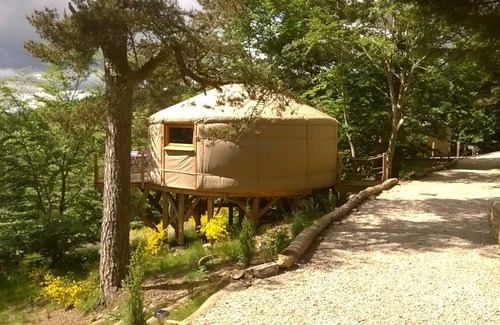 Saint-Bonnet-le-Froid Cabin | Contemporary yurt on a woodland terrace