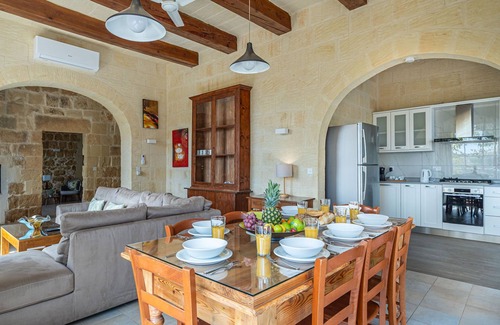 Xaghra Villa | Contemporary Gozo Townhouse | 3 Bedrooms | Villa Lady Titanju | Stunning.