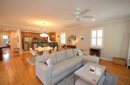 Country Club Estates House | Contemporary home located in town Rehoboth!