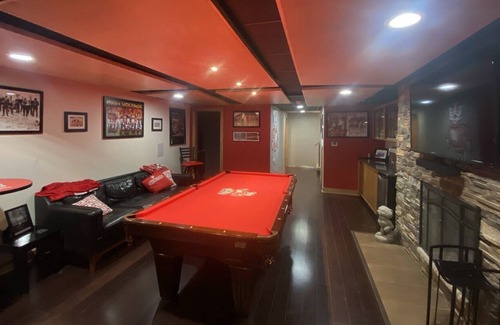 Madison House | Contemporary Home Close to Camp Randall Stadium