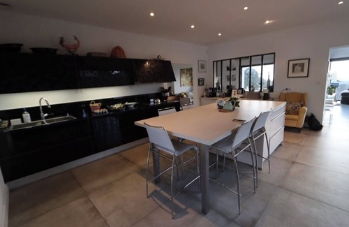 Pignan House | Contemporary house in the garrigue