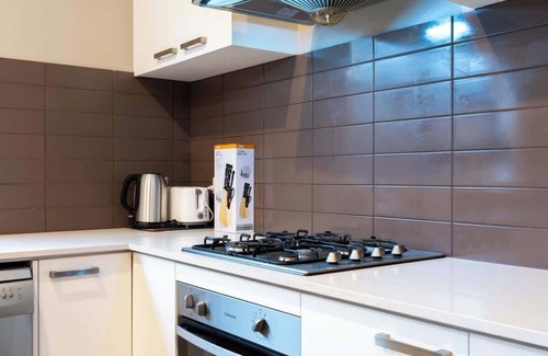 Clyde House | Contemporary Living at this Clyde Family Estate