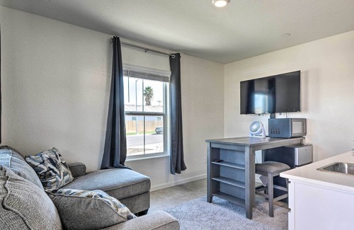 Los Banos Apartment | Contemporary Los Banos Studio < 3 Mi to Dtwn!