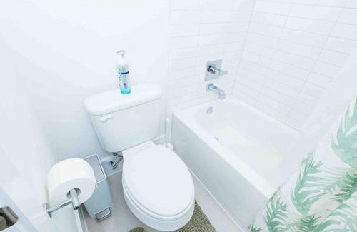 OST - South Union House | Contemporary luxe home 10mins from DT Houston!