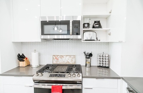 Riverside Terrace House | Contemporary Luxe home 10mins from DT Houston