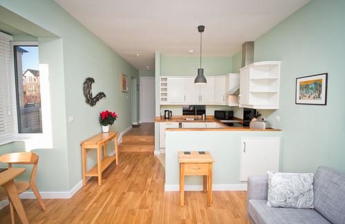Kingsbridge Apartment | Contemporary New England Apartment With Private Entrance In Kingsbridge, Devon.