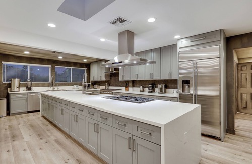 Las Vegas Villa | Contemporary Private Villa w/Pool, Sports Court & Near Strip!